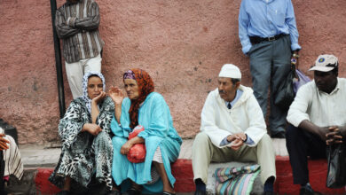 حكايات من الزنقة: مواطنون يقاومون يومياً بلا سند