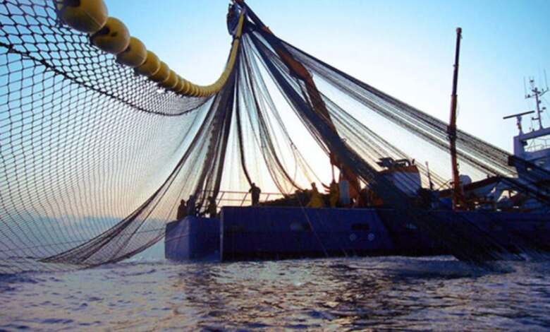 أموال أوروبا واستنزاف البحر المغربي