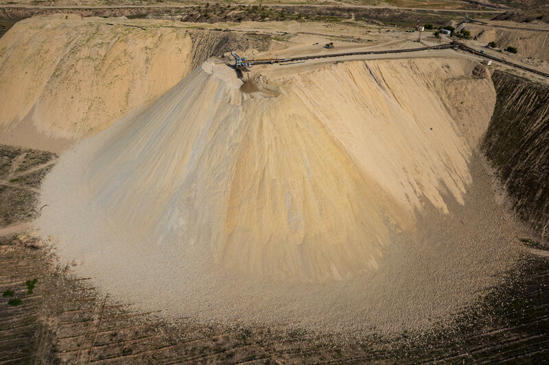 خارطة الثروة المنهوبة: مدن الفوسفاط بين أرباح المليارات وهشاشة الواقع
