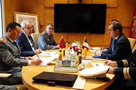 المغرب وفرنسا يطلقان شراكة دفاعية استراتيجية لنقل التكنولوجيا وتصنيع المدرعات والغواصات محليا