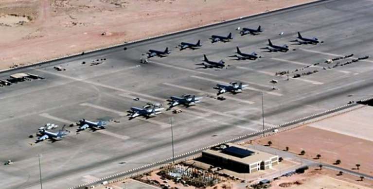 السعودية تعلن اعتراض صواريخ إيرانية استهدفت قاعدة الأمير سلطان الجوية قرب الرياض