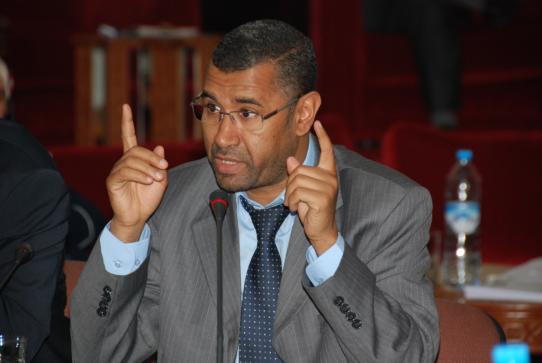 العدالة والتنمية يجرّ وزيري التجارة والانتقال الطاقي إلى البرلمان لمساءلة الحكومة حول تداعيات حرب الشرق الأوسط