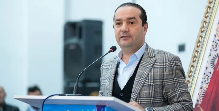 شوكي: الأوراش الملكية ليست مادة للمزايدة الانتخابية والأحرار من حقه عرض حصيلته الحكومية