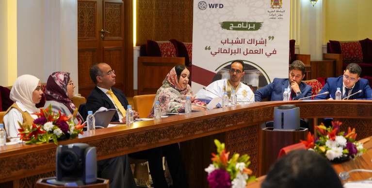 صمت المجالس المنتخبة… حين تختفي السياسة من داخل المؤسسات