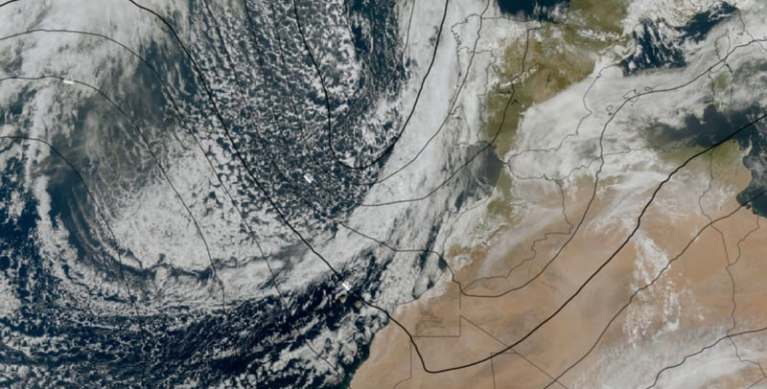 عاجل | عودة التقلبات الجوية إلى المغرب: أمطار رعدية وثلوج ورياح قوية بعدد من الأقاليم