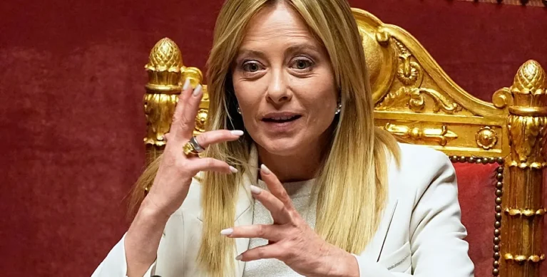 ميلوني تبدأ من جدة جولة خليجية مفاجئة لتعزيز أمن الطاقة الإيطالي ميلوني تبدأ من جدة جولة خليجية مفاجئة لتعزيز أمن الطاقة الإيطالي