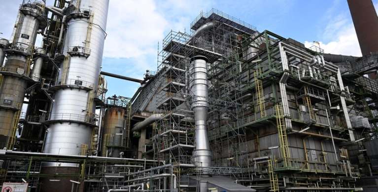 النفط الإيراني في قلب العاصفة.. ورقة طهران الثقيلة في حرب الطاقة النفط الإيراني في قلب العاصفة.. ورقة طهران الثقيلة في حرب الطاقة